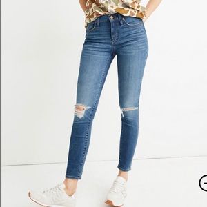 MADEWELL 9” HIGH RISE SKINNY CROP JEANS DISTRESSED